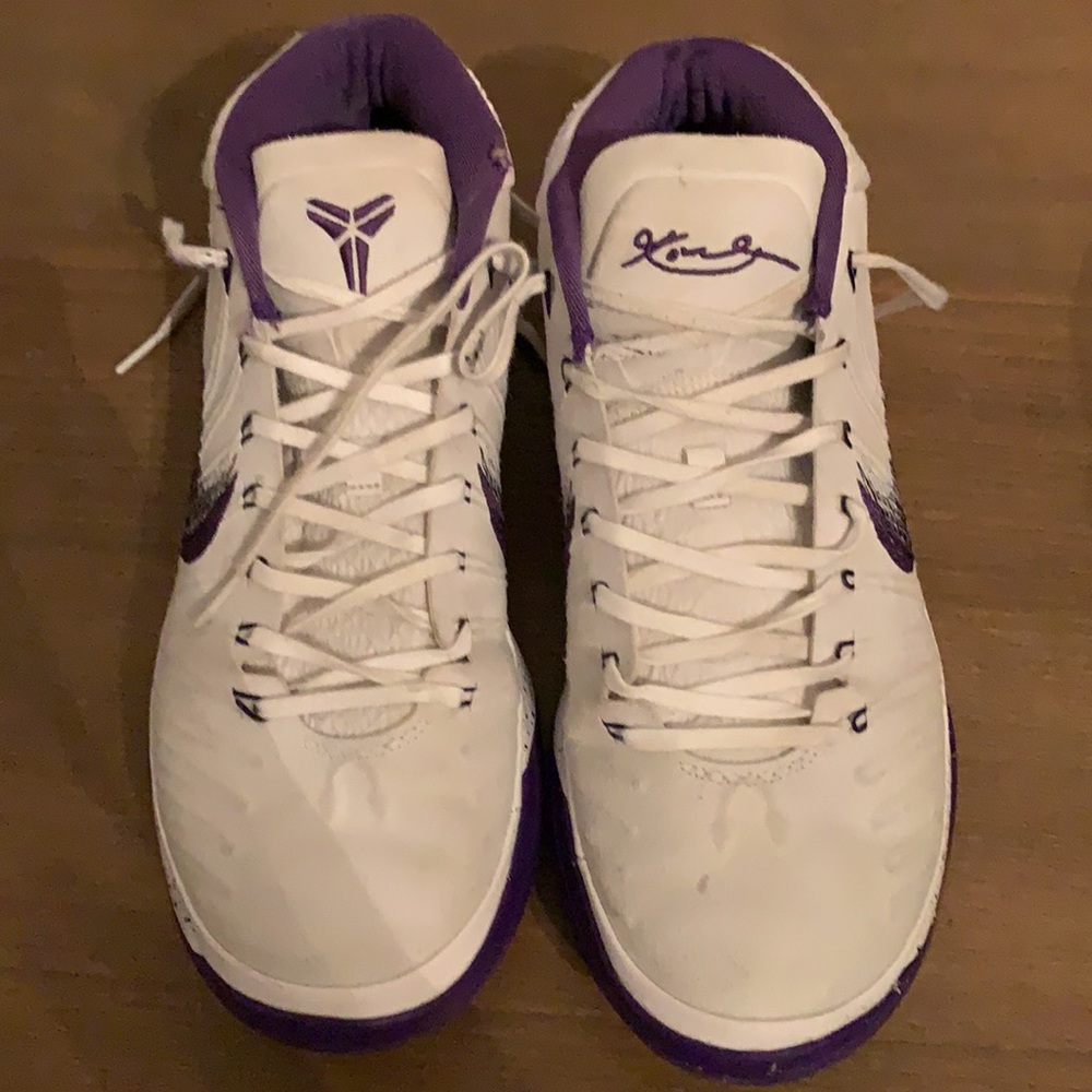 NIKE KOBE A.D. Mid Baseline